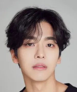 بیوگرافی Hyo Joon Moon
