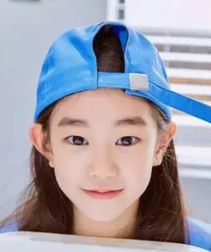 بیوگرافی So Yi Park