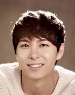 بیوگرافی Kwang Min Kim