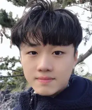 بیوگرافی Hyung Suk Lee