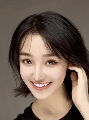 بیوگرافی Luo Yi