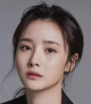 بیوگرافی Woo Hee Bae
