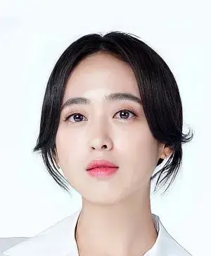 بیوگرافی Min Jung Kim