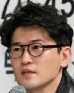 بیوگرافی Kwang Ho Shin