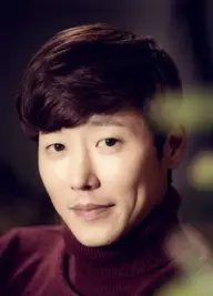 بیوگرافی Young Hoon Kim