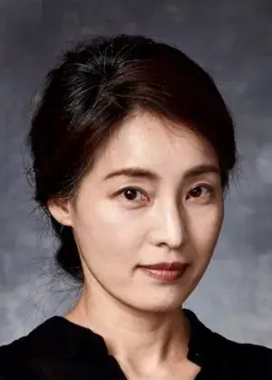 بیوگرافی Ji Eun Kang