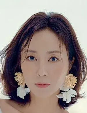 بیوگرافی Mi Ryung Jo