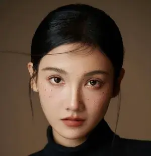 بیوگرافی Yue Zhang