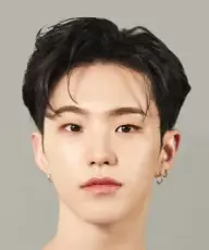 بیوگرافی Soon Young Kwon