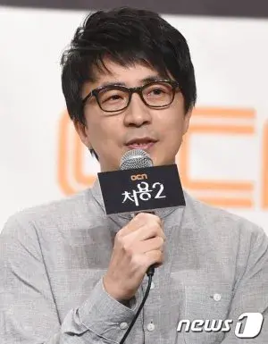 بیوگرافی Seung Hyun Hong