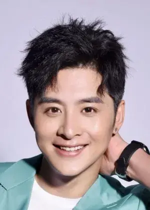 بیوگرافی Chun You Luo