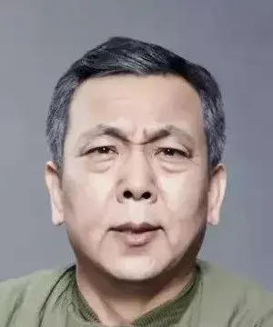 بیوگرافی Yun De Pan
