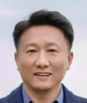 بیوگرافی Zi Bin Fang