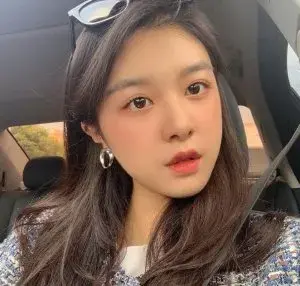 بیوگرافی So Hee Kim