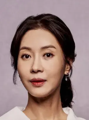 بیوگرافی Hee Jung Kim
