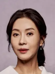 بیوگرافی Hee Jung Kim