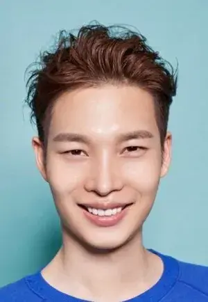 بیوگرافی Soon Hyung Cha