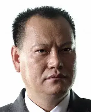 بیوگرافی Hak Chul Kim