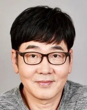 بیوگرافی Yoon Hee Lee