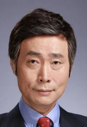 بیوگرافی Jae Yong Lee