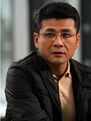 بیوگرافی Bao Zhong Shan