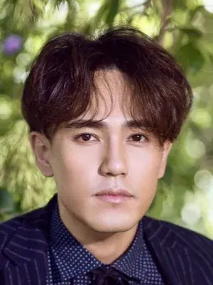 بیوگرافی Zi Xuan Wang
