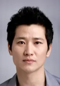 بیوگرافی Yong Min Kim