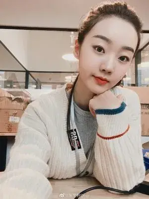 بیوگرافی Yu Ning Zhang
