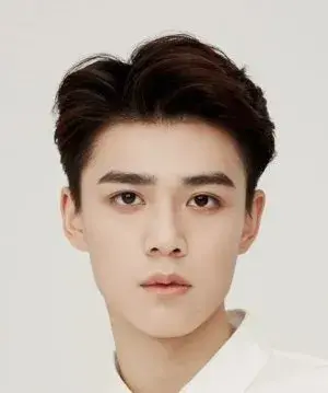 بیوگرافی Zi Ming Yuan