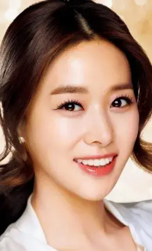 بیوگرافی Shin Young Jang