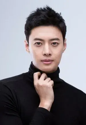 بیوگرافی Min Ho Yoo