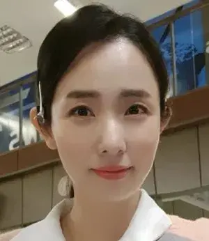 بیوگرافی Yoo Ri Bae