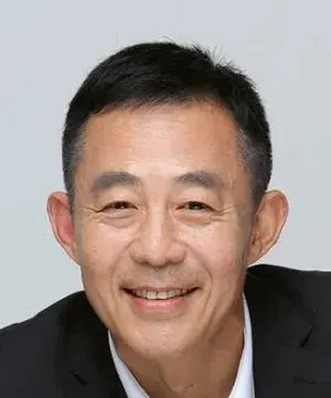 بیوگرافی Yong Hou