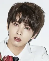 بیوگرافی Tae Woong Yoo
