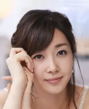 بیوگرافی Yoo Na Oh