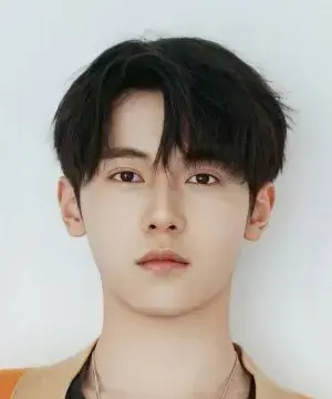 بیوگرافی Zhi Yi Liu