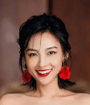 بیوگرافی Luo Qian Zheng