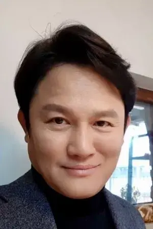 بیوگرافی Sung Jin Kang