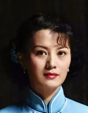 بیوگرافی Lan Ya Shi