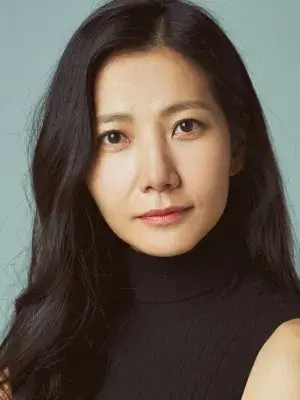 بیوگرافی Soo Hyun Jin