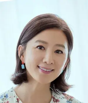 بیوگرافی Hee Ae Kim