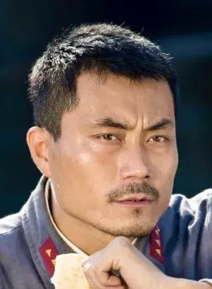 بیوگرافی Lei Zhong