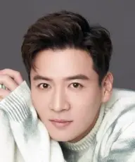 بیوگرافی Qian Xiang Wei
