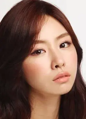 بیوگرافی Hye Jin Seo