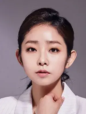 بیوگرافی Hwa Young Im