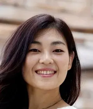 بیوگرافی Gook Hee Chae
