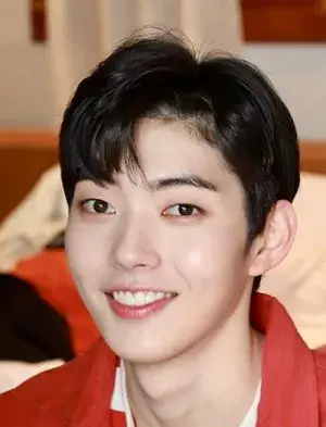 بیوگرافی Soo Hyun Jeong