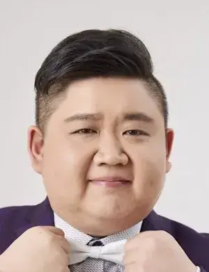 بیوگرافی Yi Qian Zhang