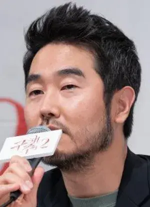 بیوگرافی Kwon Lee