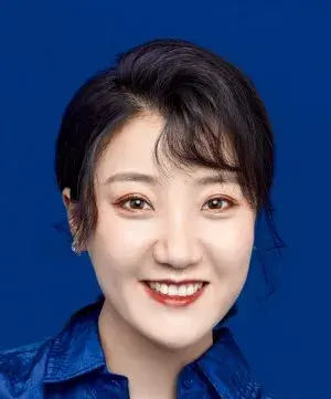 بیوگرافی Qiang Wang